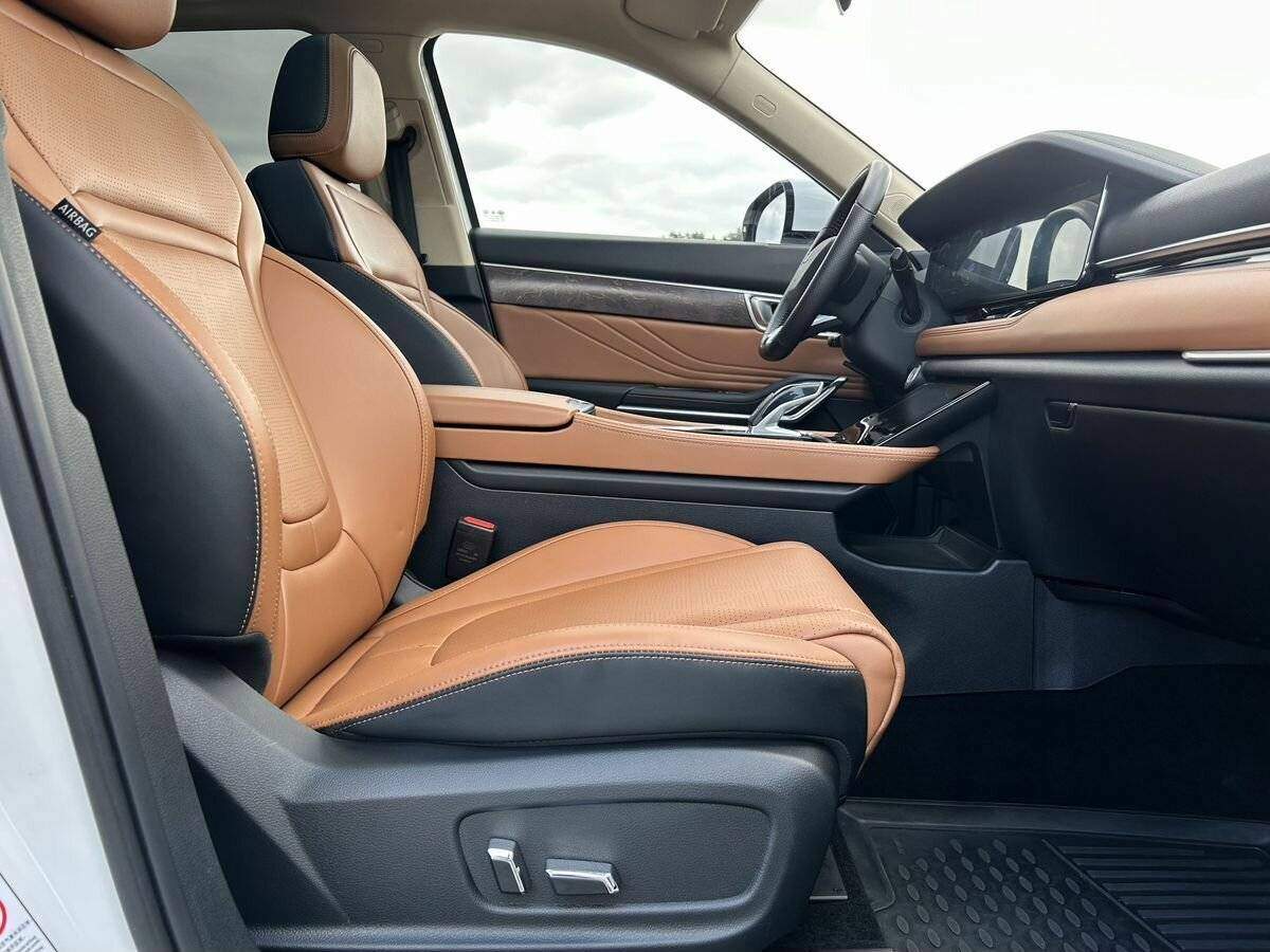 FAW Bestune T99 2022 года с пробегом. Фото: #10