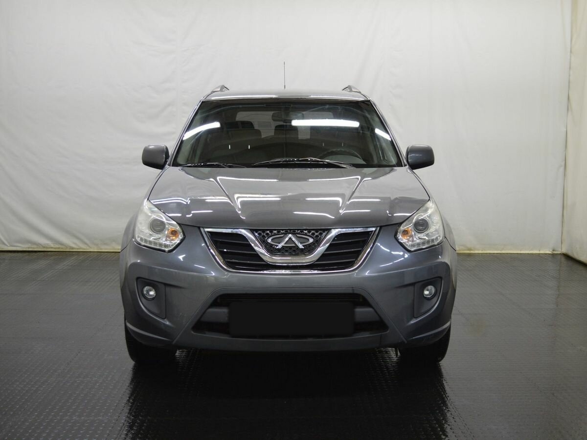 Chery Tiggo (T11) 2015 года с пробегом. Фото: #1