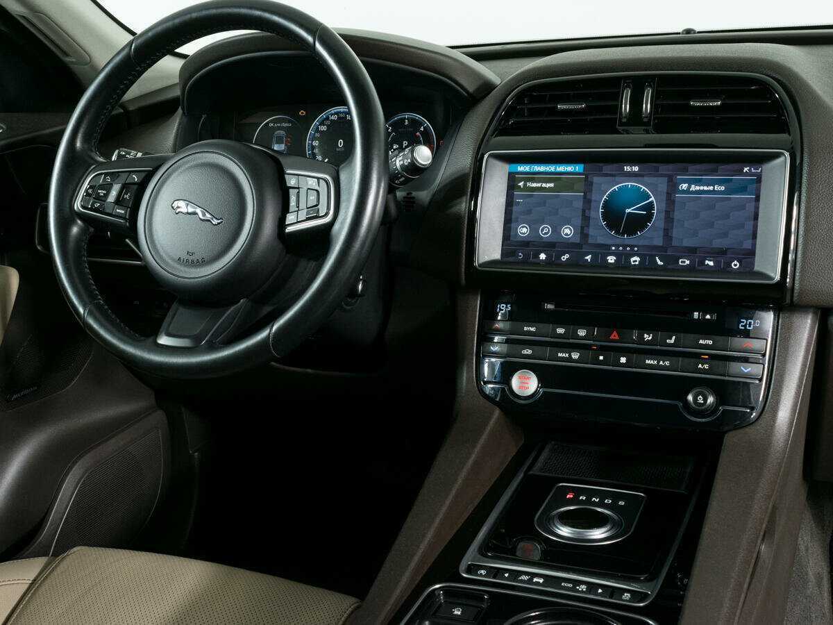 Jaguar F-Pace 2016 года с пробегом. Фото: #10