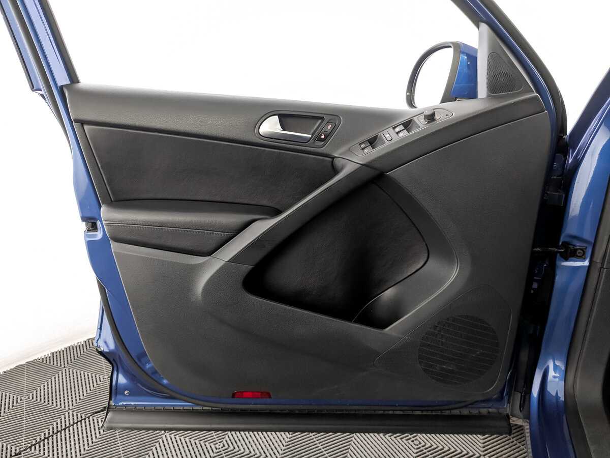 Volkswagen Tiguan 2010 года с пробегом. Фото: #15