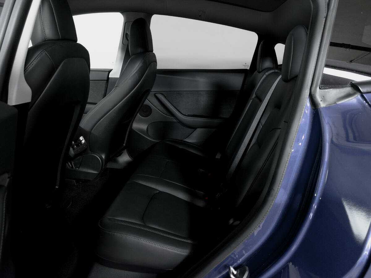 Tesla Model Y 2021 года с пробегом. Фото: #9