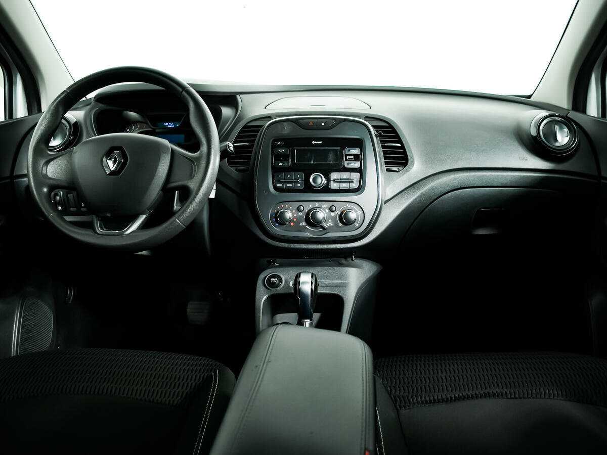 Renault Kaptur 2018 года с пробегом. Фото: #10