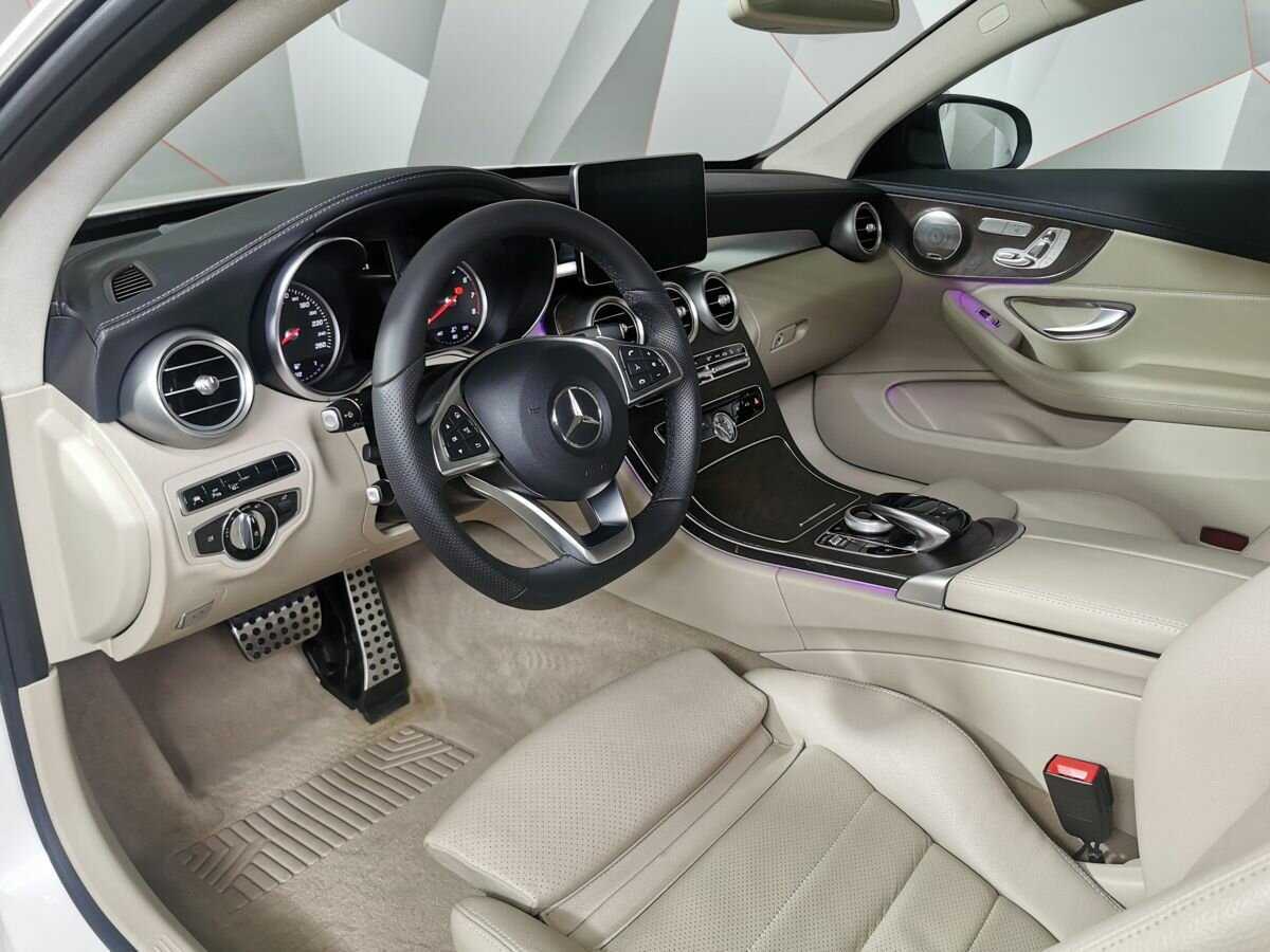 Mercedes-Benz C-Класс 2015 года с пробегом. Фото: #13