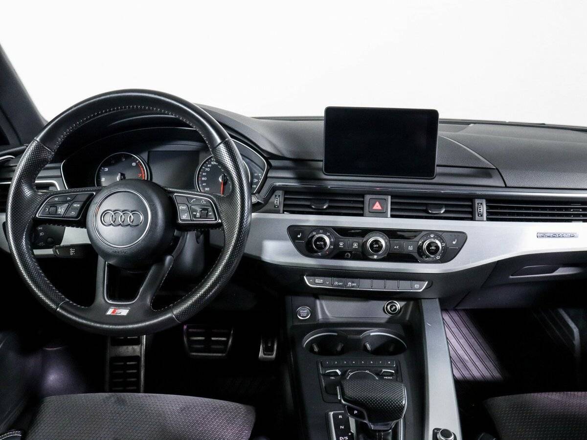 Audi A4 2017 года с пробегом. Фото: #8