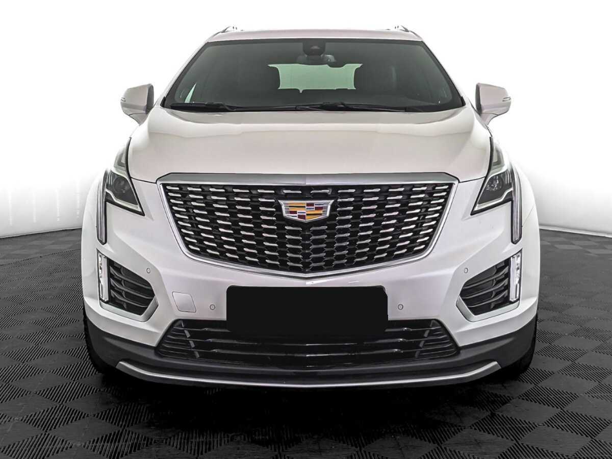 Cadillac XT5 2021 года с пробегом. Фото: #1