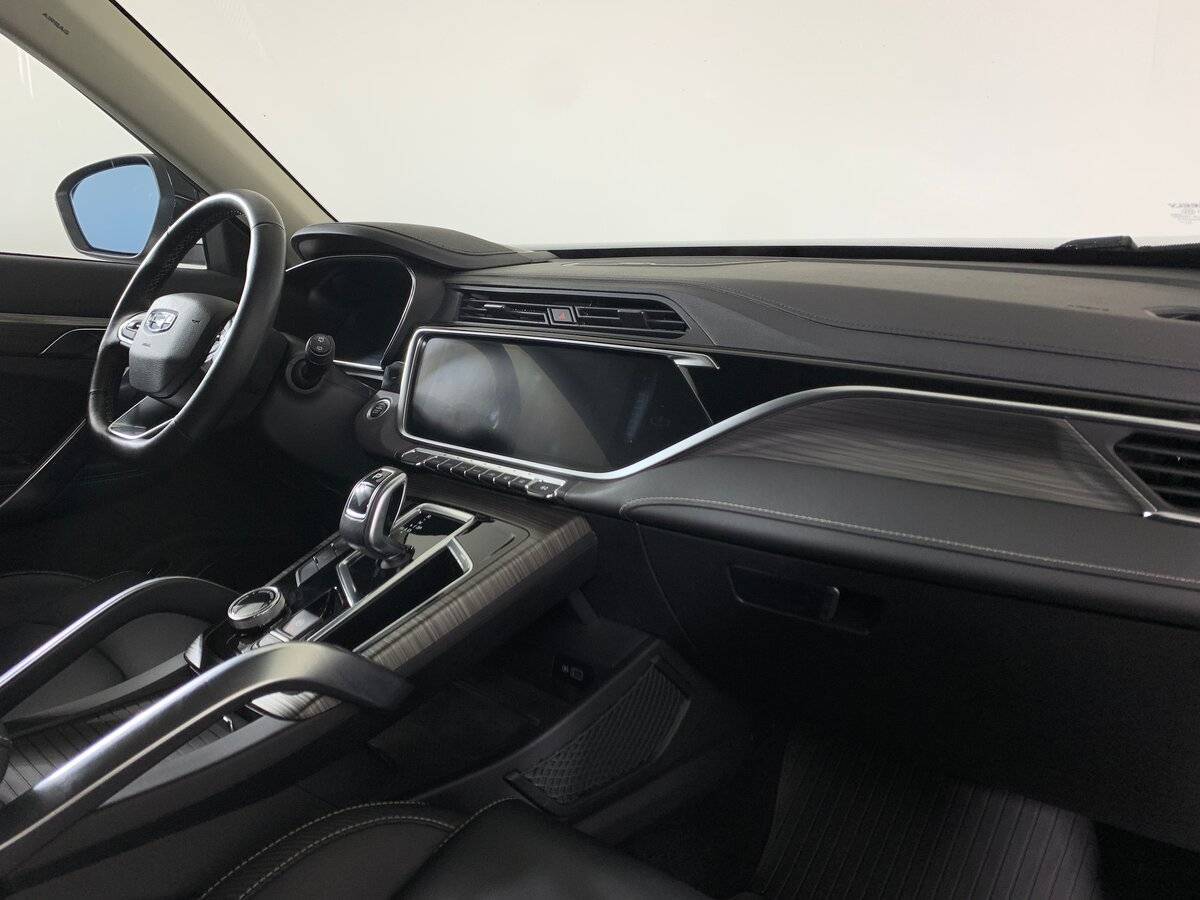 Geely Atlas Pro 2022 года с пробегом. Фото: #11