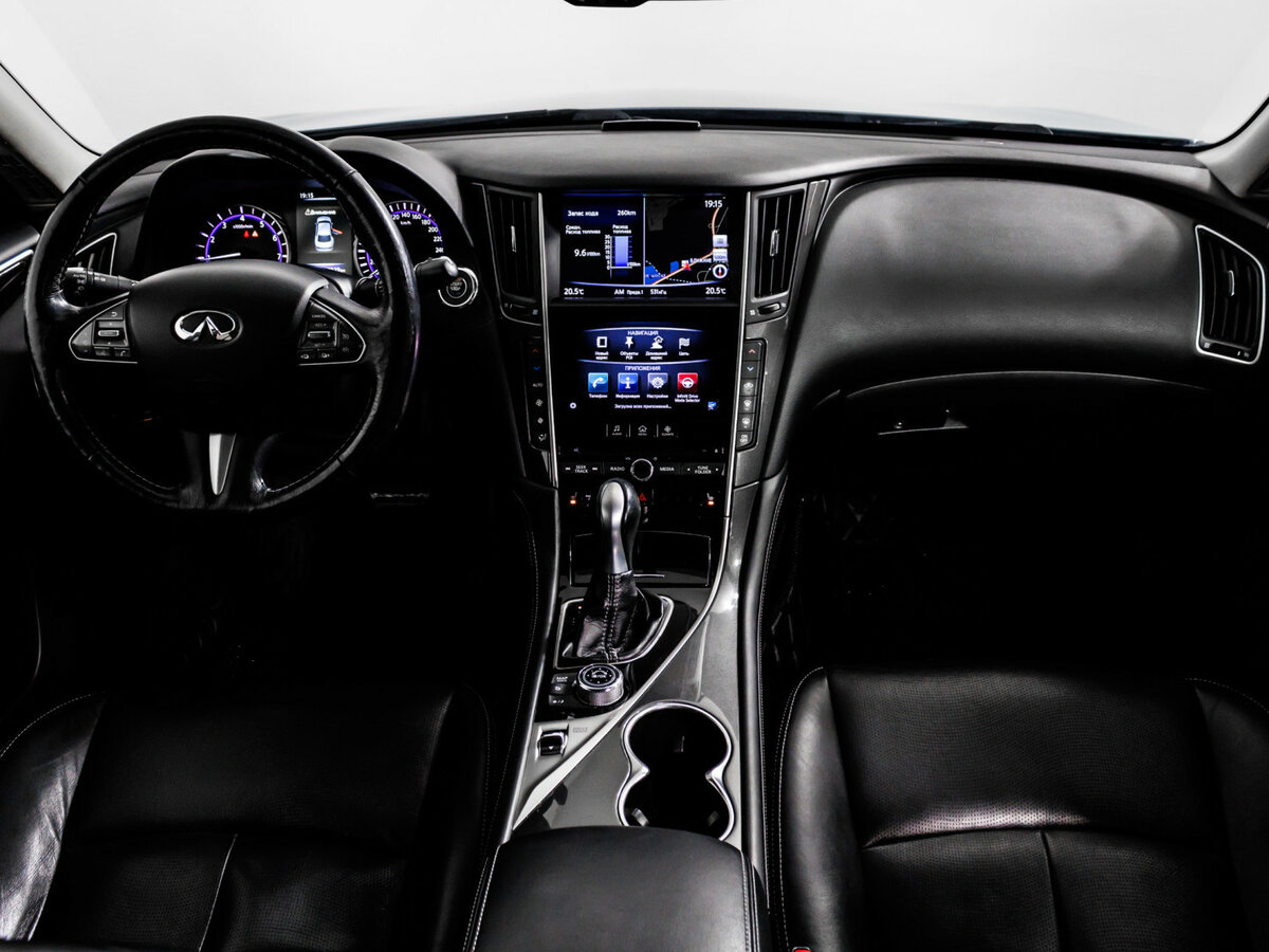 Infiniti Q50 2016 года с пробегом. Фото: #10