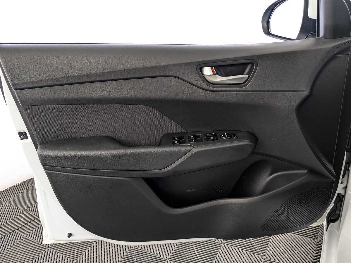 Hyundai Solaris 2017 года с пробегом. Фото: #16