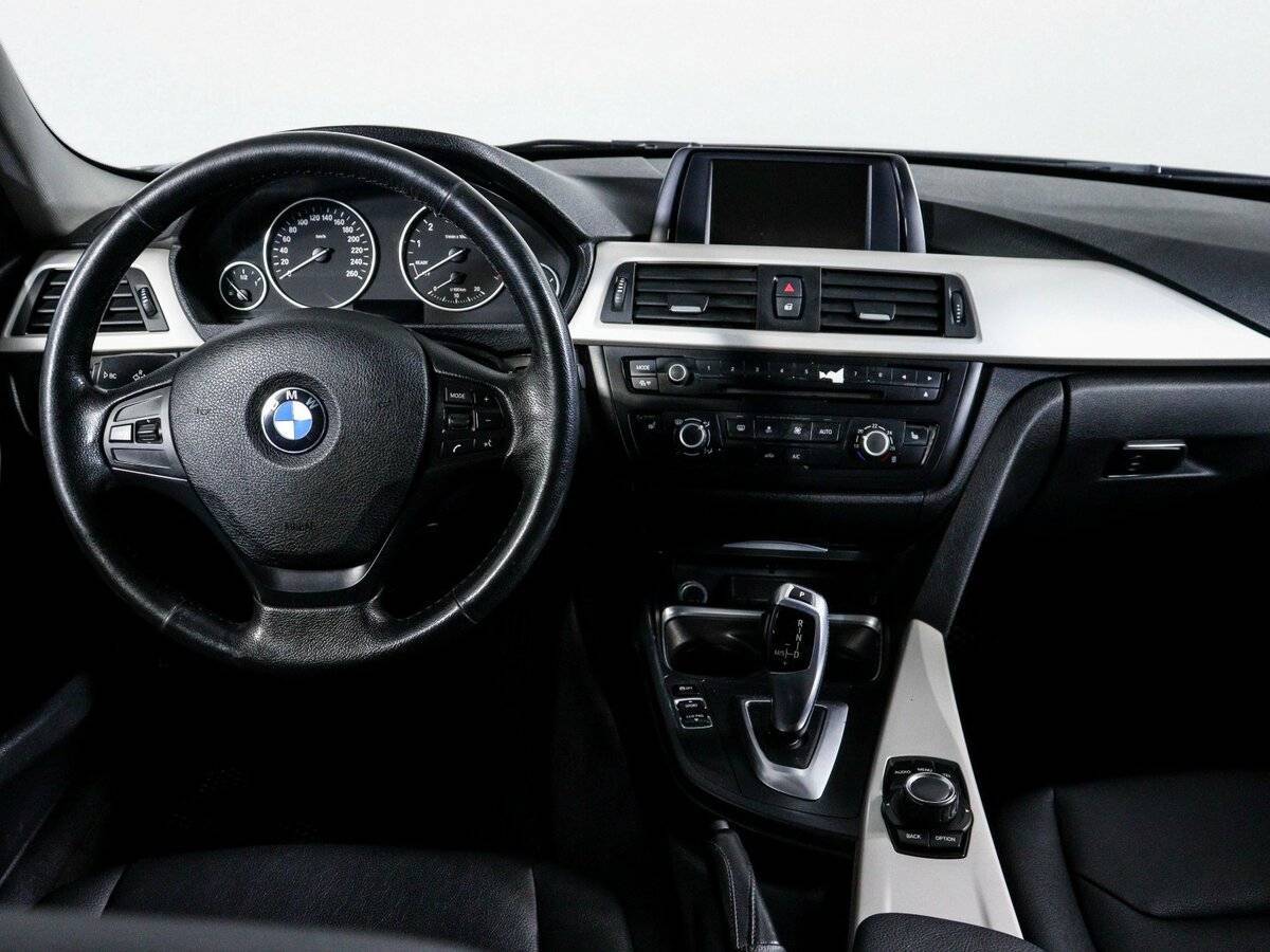 BMW 3 серии 2014 года с пробегом. Фото: #11
