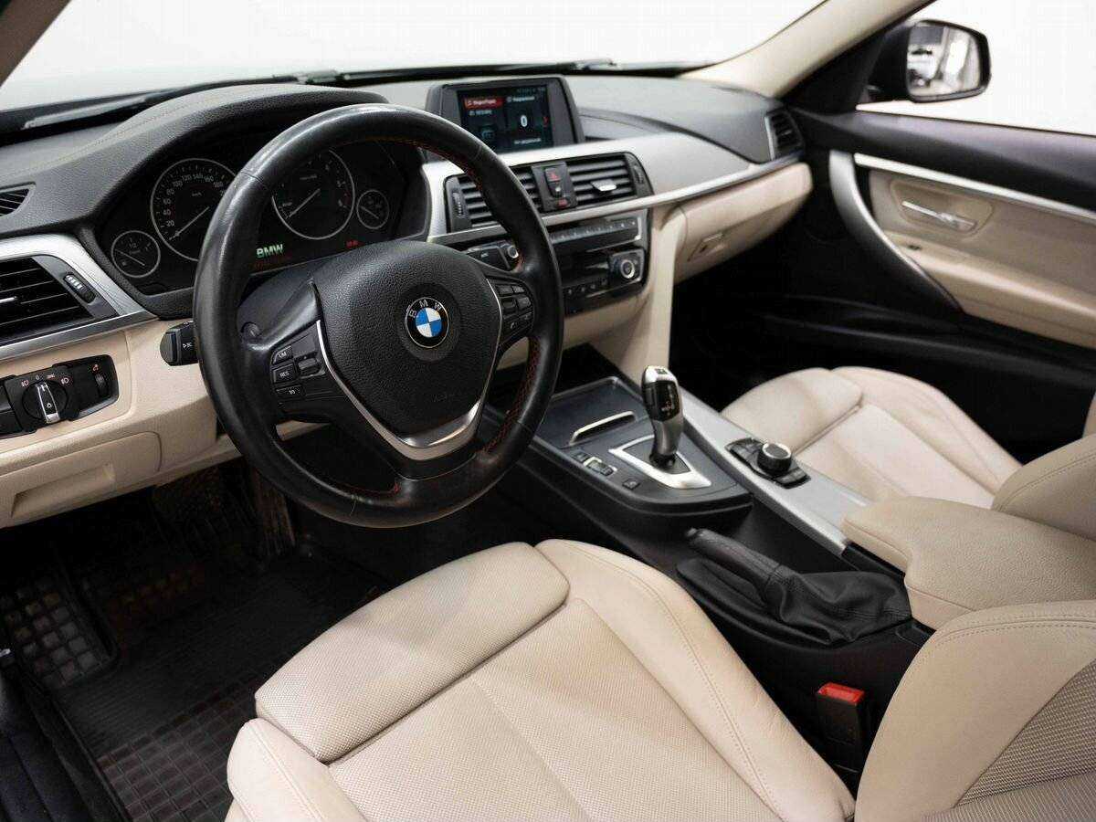 BMW 3 серии 2018 года с пробегом. Фото: #6