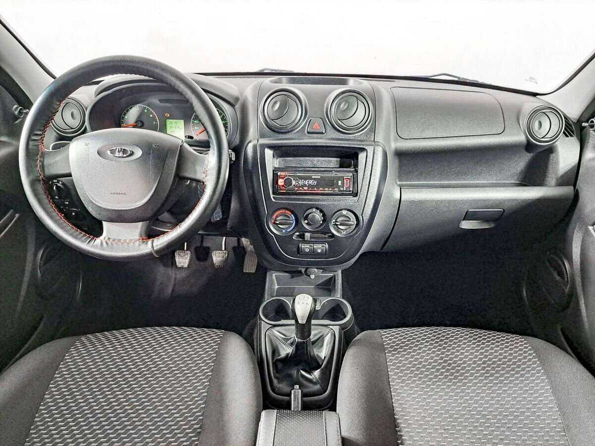 Lada (ВАЗ) Granta 2017 года с пробегом. Фото: #11