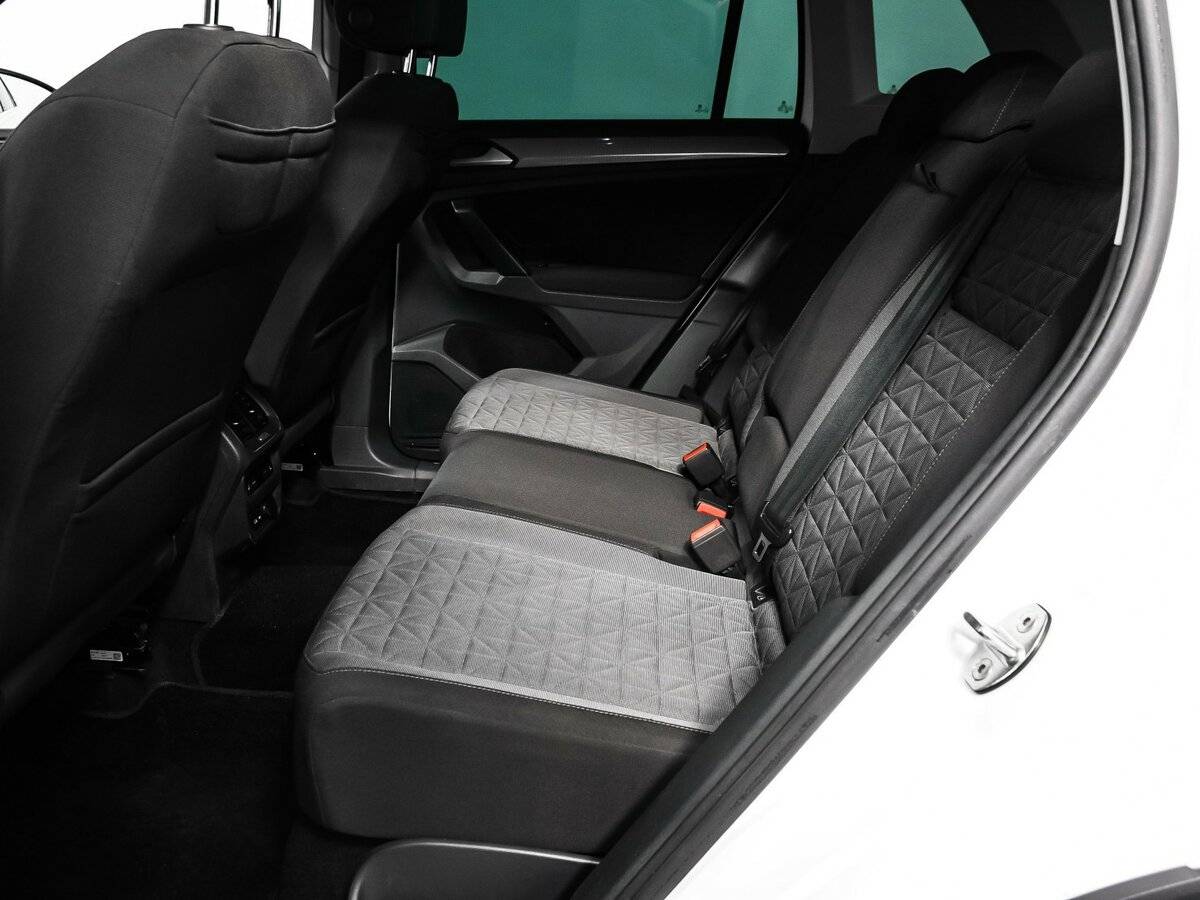 Volkswagen Tiguan 2021 года с пробегом. Фото: #11