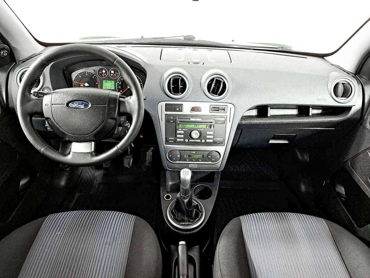 Ford Fusion 2009 года с пробегом. Фото: #11