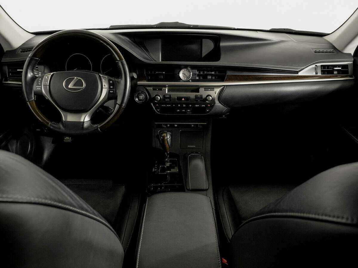 Lexus ES 2013 года с пробегом. Фото: #11