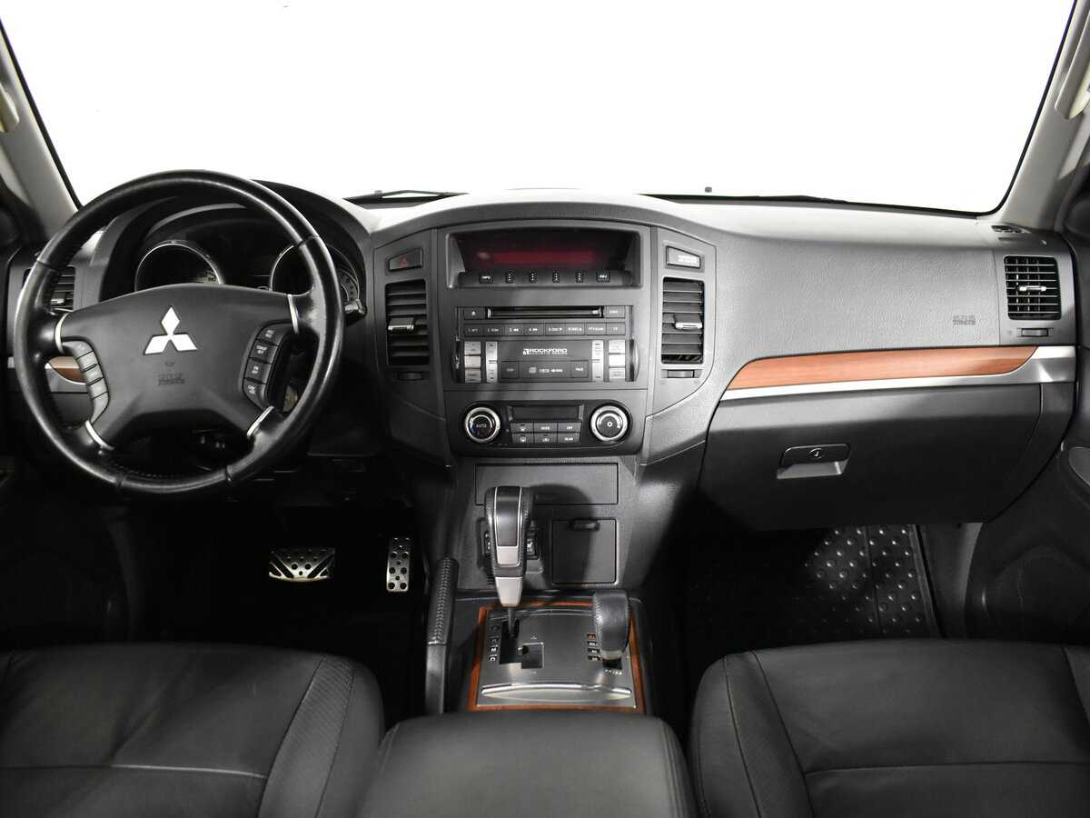 Mitsubishi Pajero 2007 года с пробегом. Фото: #11