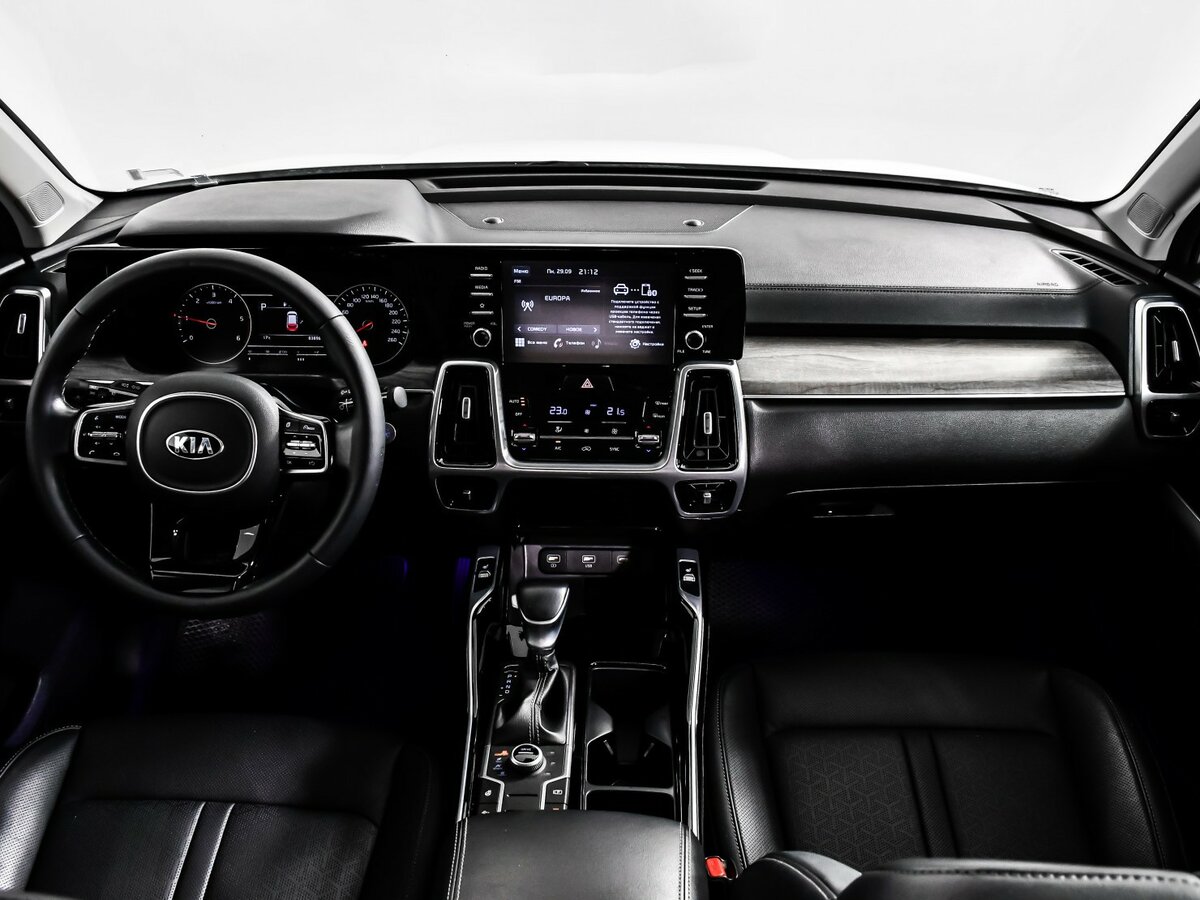 Kia Sorento 2020 года с пробегом. Фото: #8