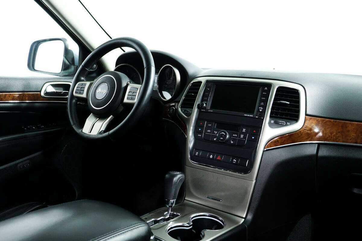 Jeep Grand Cherokee 2013 года с пробегом. Фото: #8