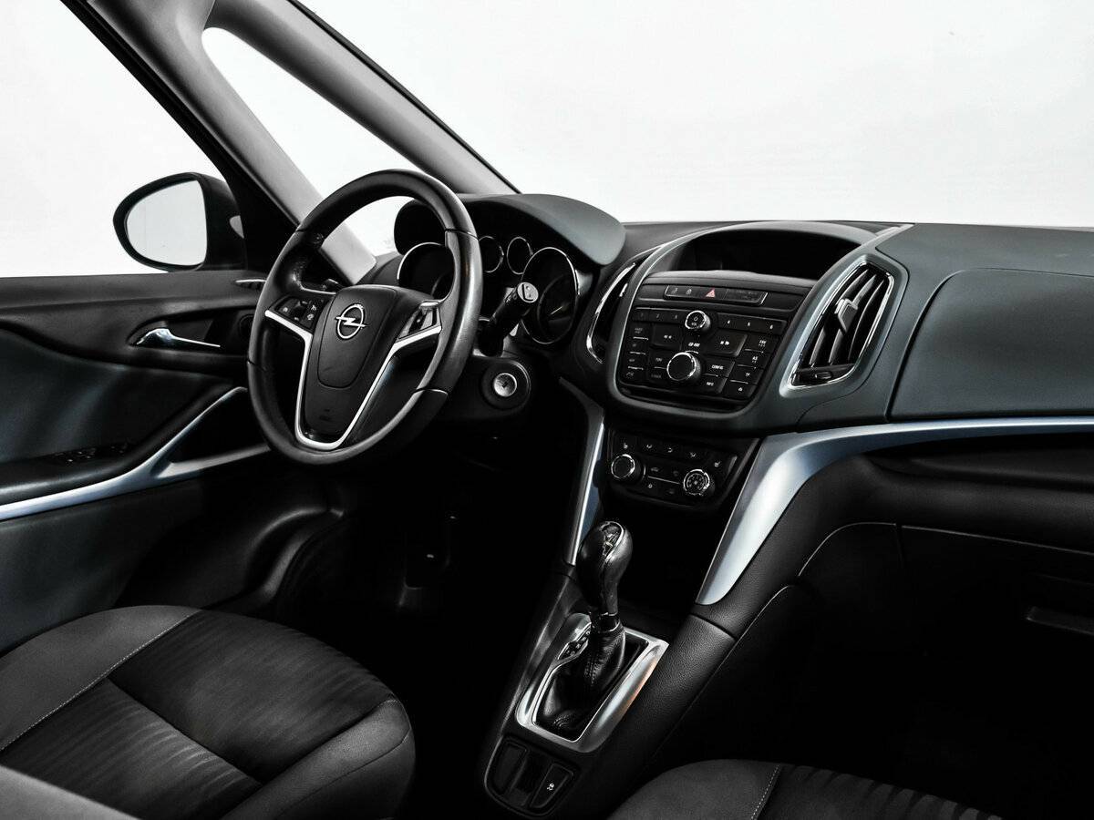 Opel Zafira 2013 года с пробегом. Фото: #8