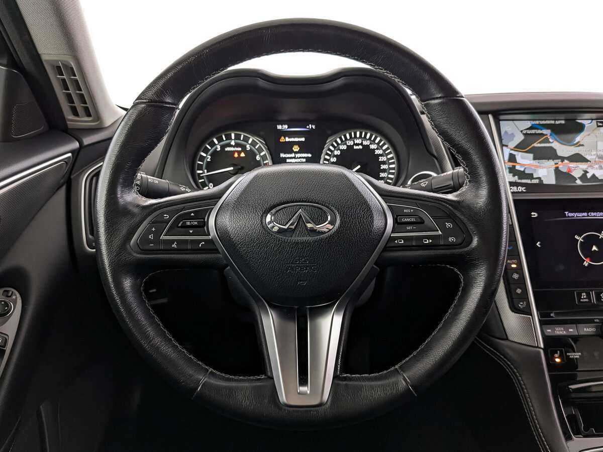 Infiniti Q50 2017 года с пробегом. Фото: #16