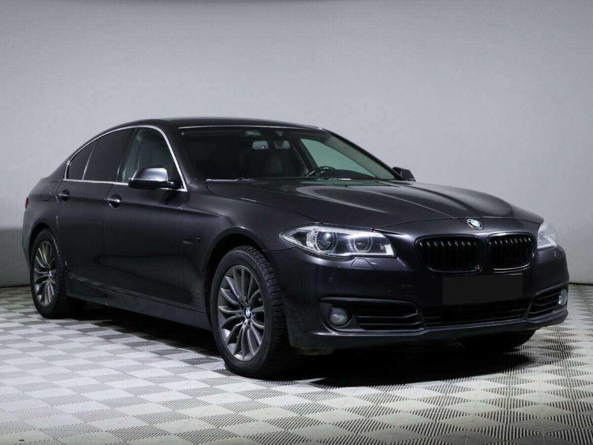 BMW 5 серии 2015 года с пробегом. Фото: #2