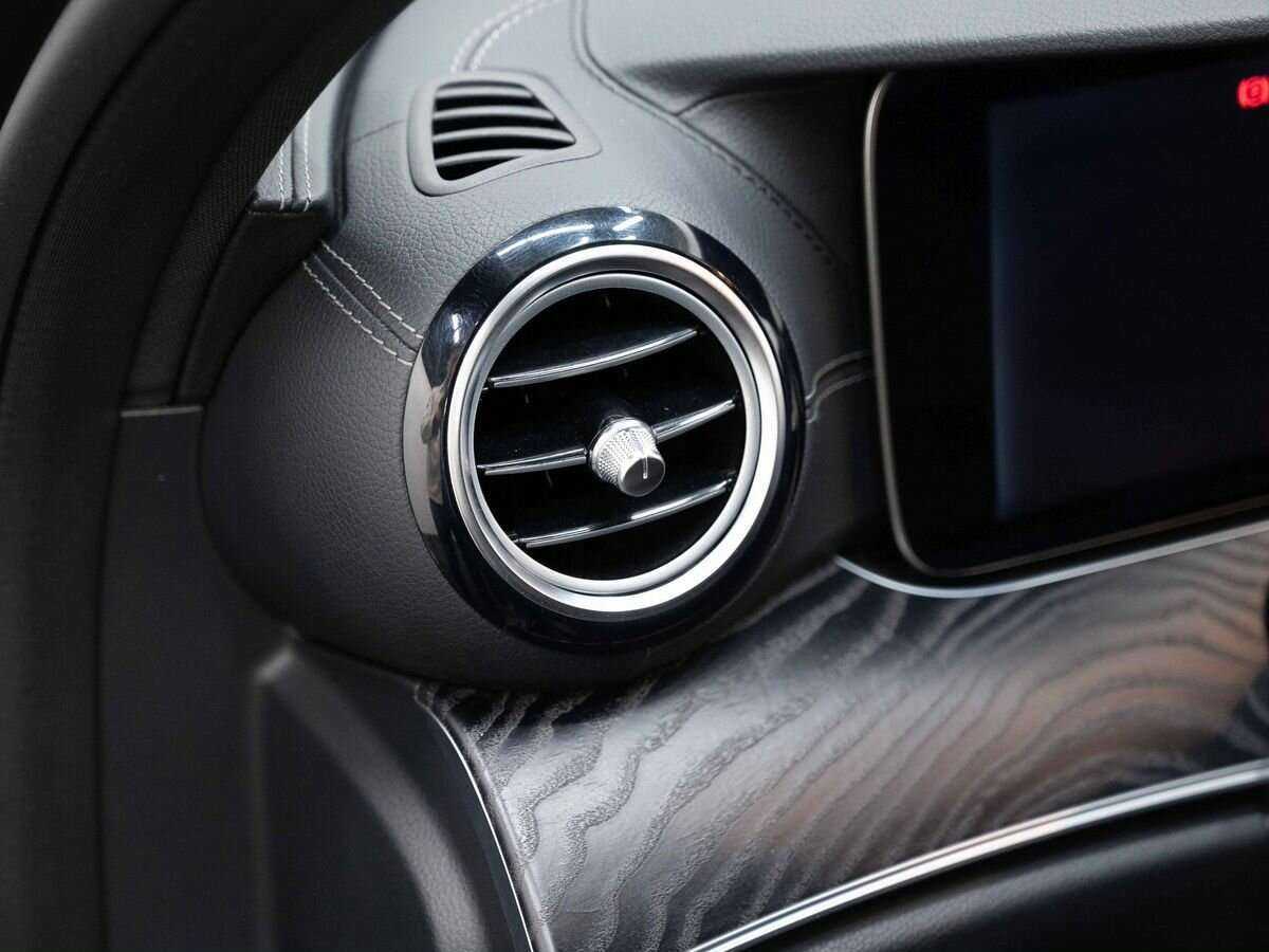 Mercedes-Benz E-Класс 2017 года с пробегом. Фото: #20