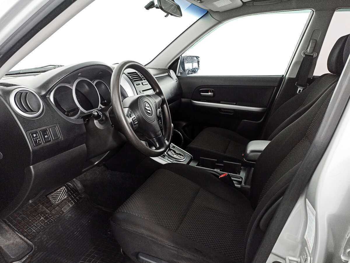 Suzuki Grand Vitara 2011 года с пробегом. Фото: #11