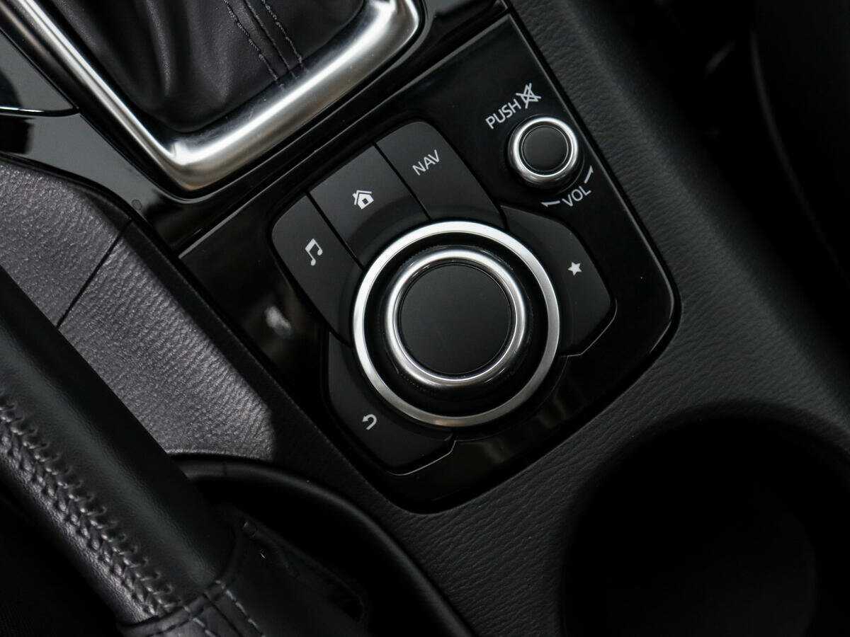 Mazda 3 2016 года с пробегом. Фото: #11