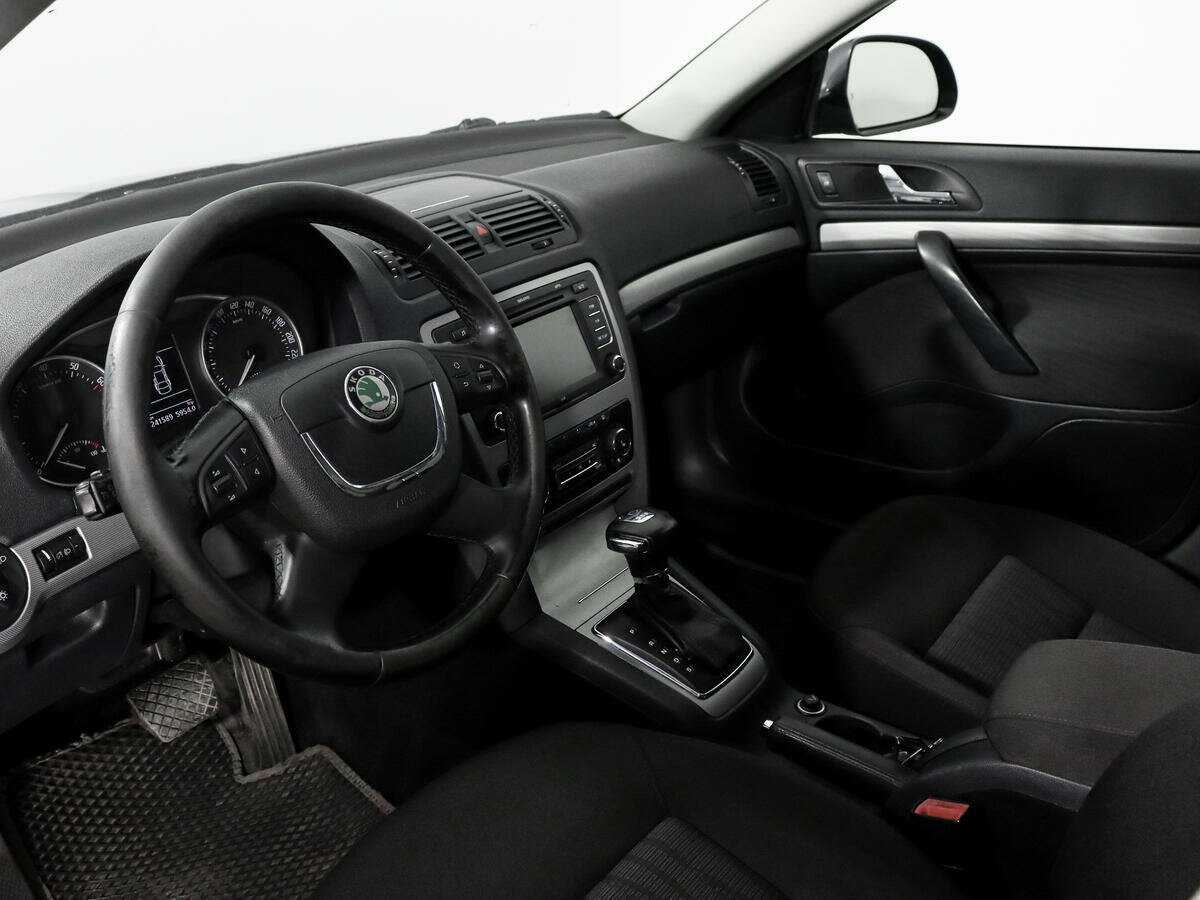 Skoda Octavia 2011 года с пробегом. Фото: #6