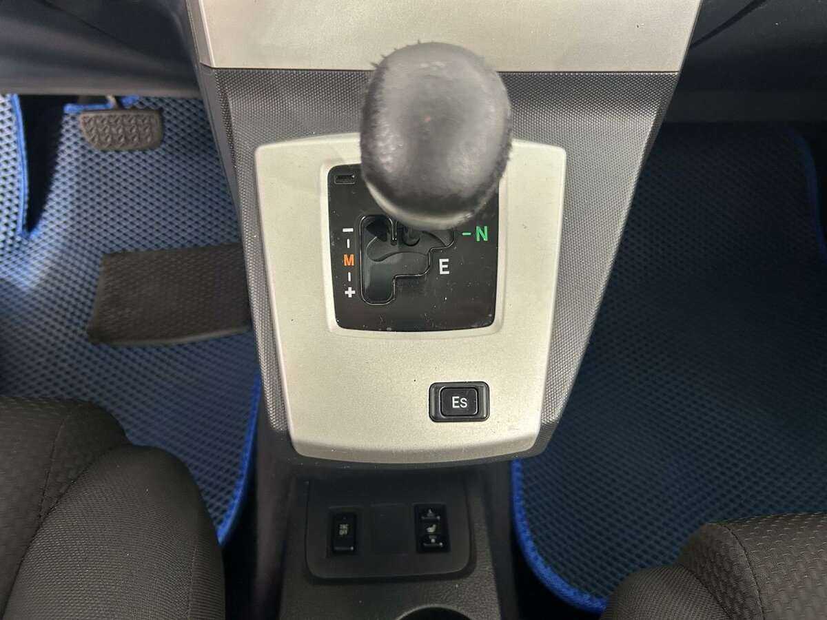 Toyota Corolla Verso 2006 года с пробегом. Фото: #12