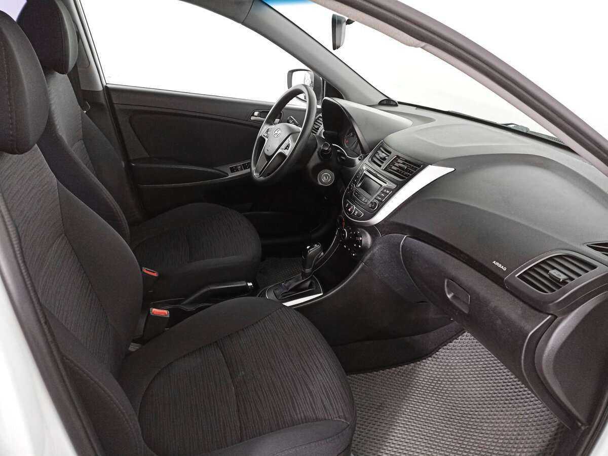 Hyundai Solaris 2015 года с пробегом. Фото: #8