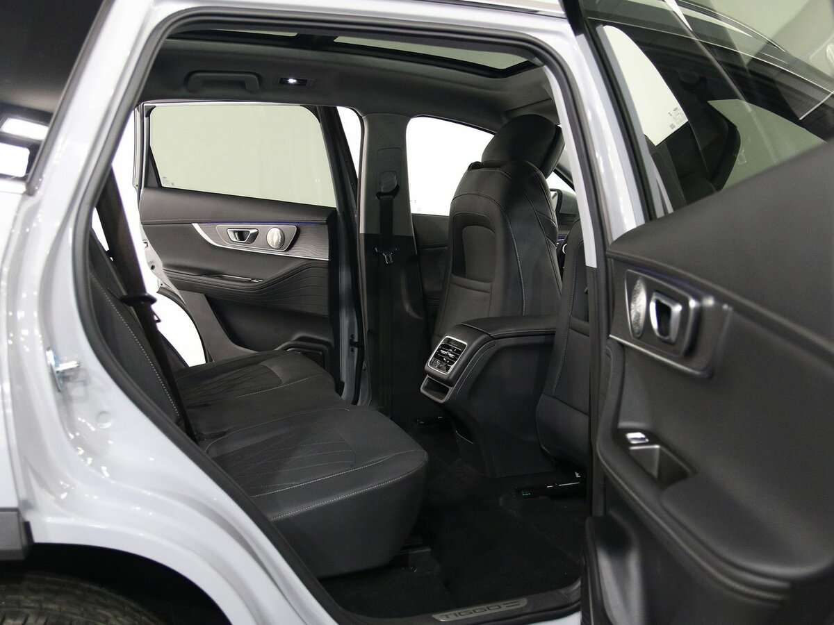 Chery Tiggo 8 Pro Max 2023 года с пробегом. Фото: #6