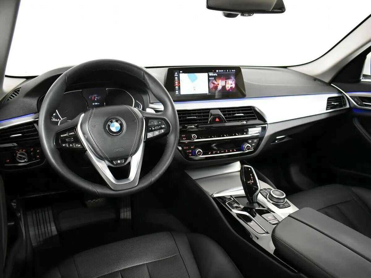 BMW 5 серии 2020 года с пробегом. Фото: #7