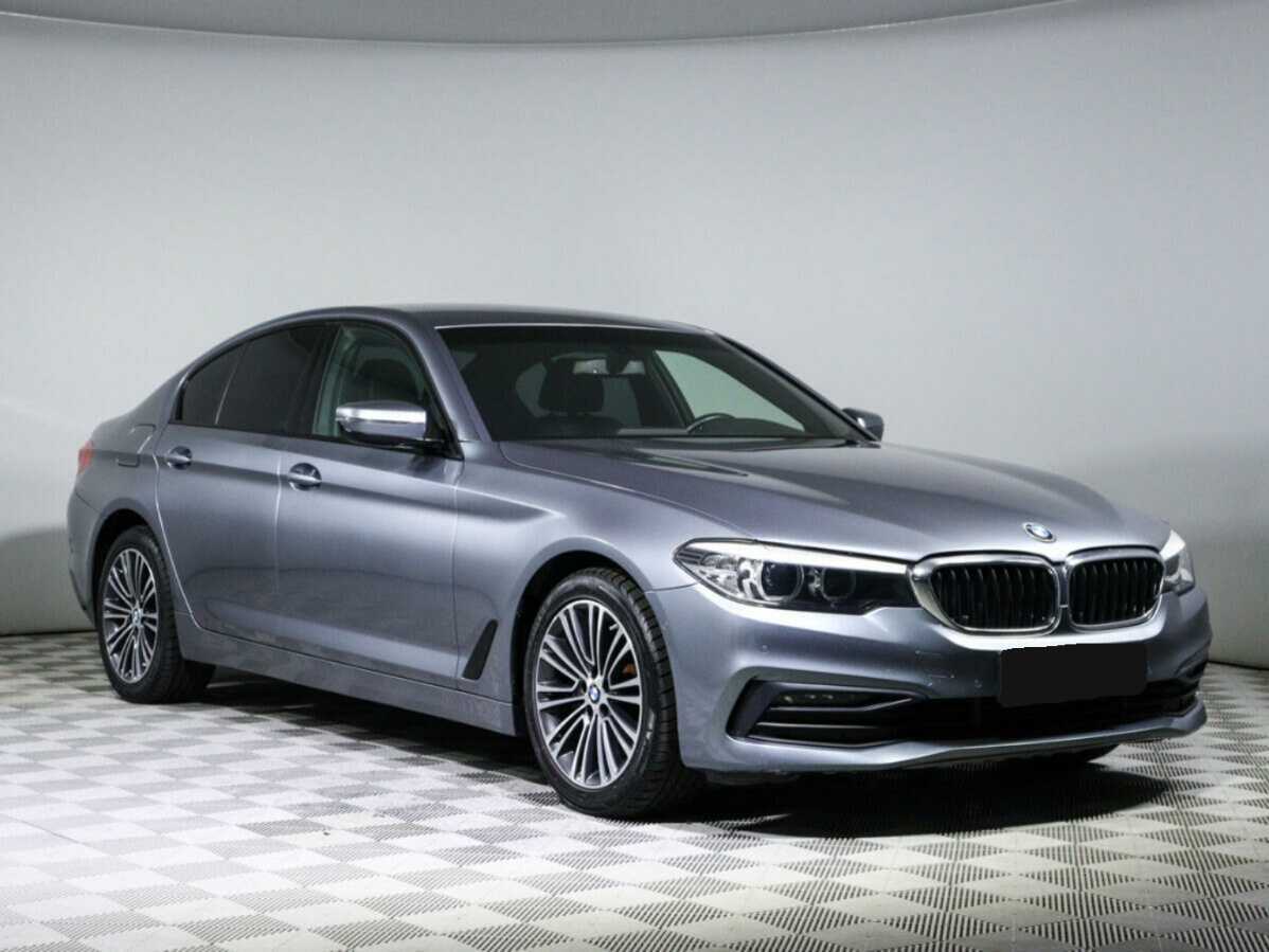 BMW 5 серии 2019 года с пробегом. Фото: #2