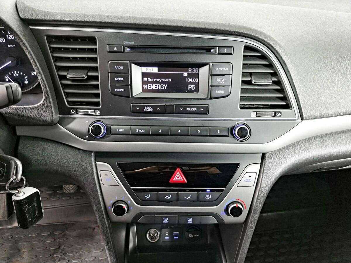 Hyundai Elantra 2017 года с пробегом. Фото: #12