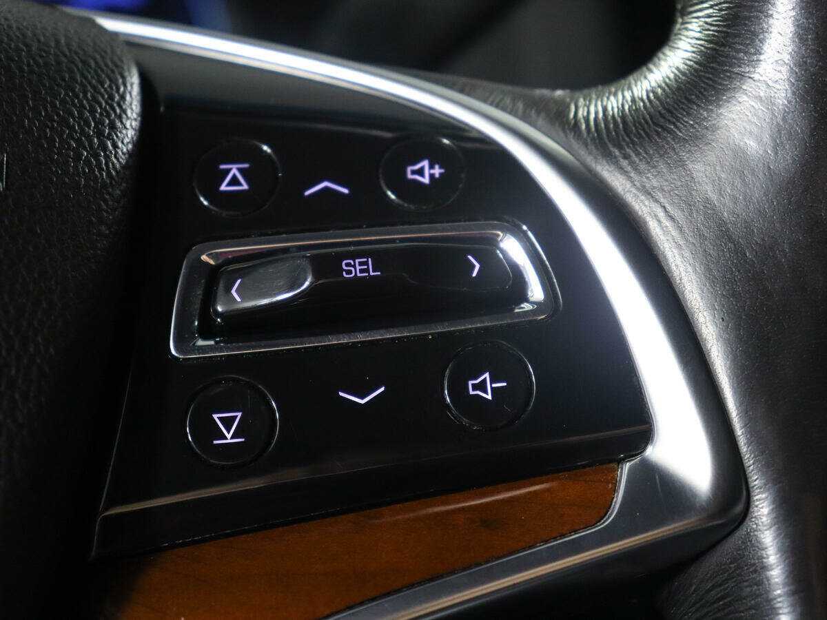 Cadillac Escalade 2018 года с пробегом. Фото: #19