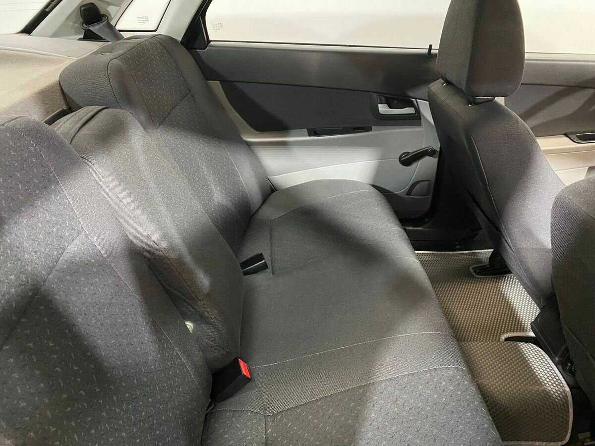 Lada (ВАЗ) Priora 2011 года с пробегом. Фото: #10