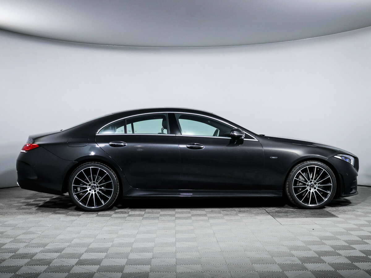 Mercedes-Benz CLS 2018 года с пробегом. Фото: #3