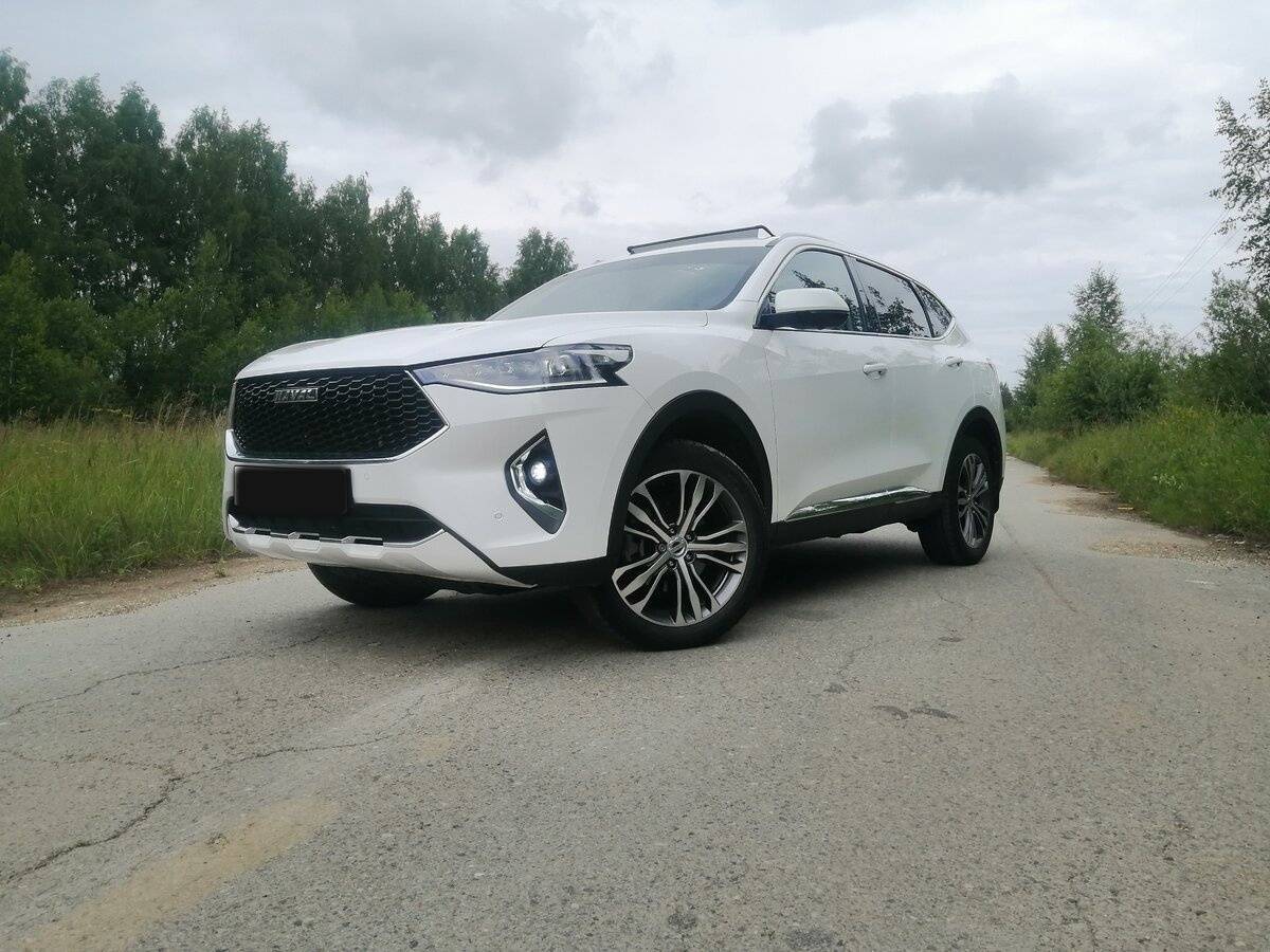 Haval F7 2022 года с пробегом. Посмотреть фото