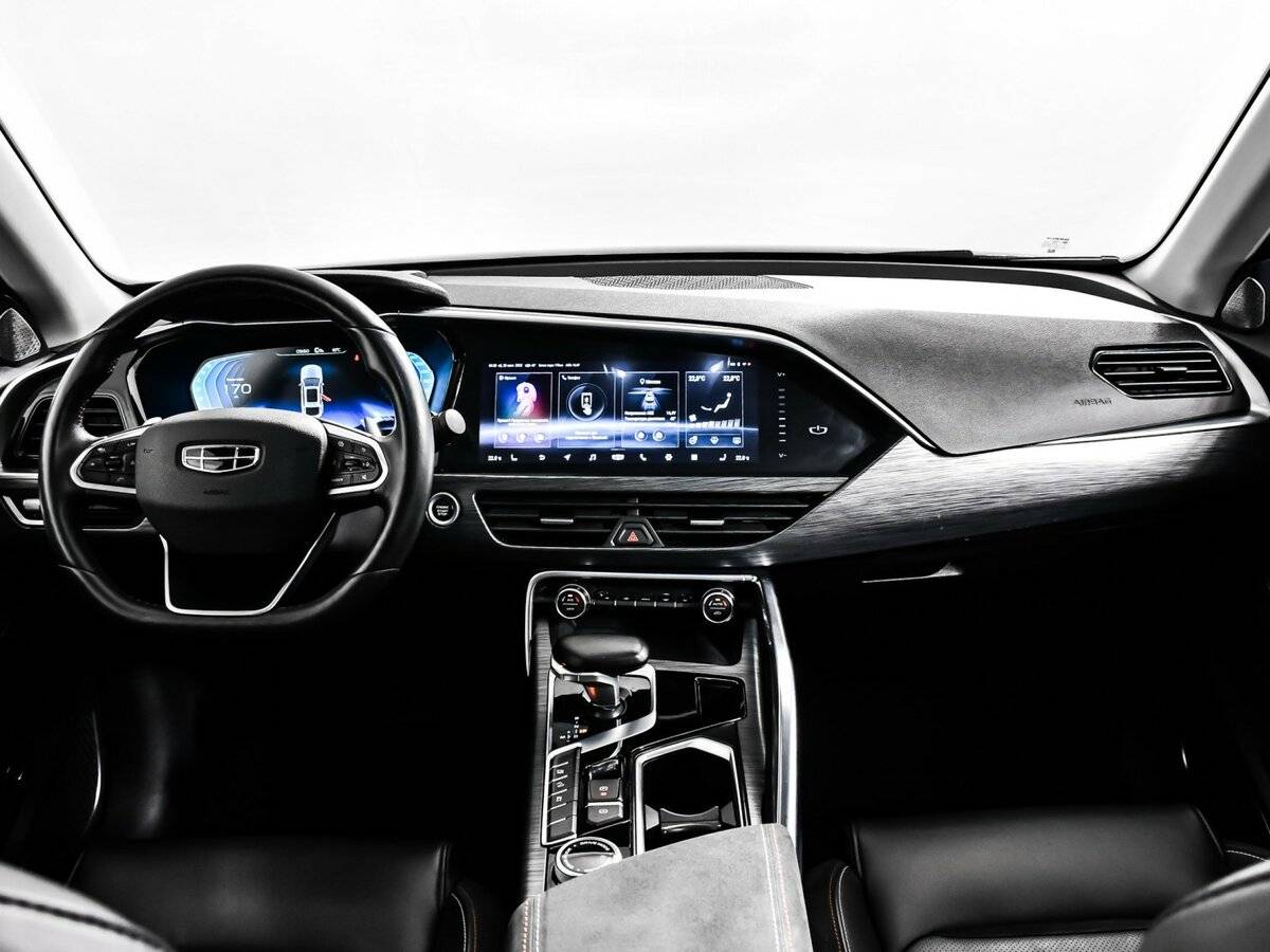 Geely Tugella 2022 года с пробегом. Фото: #8