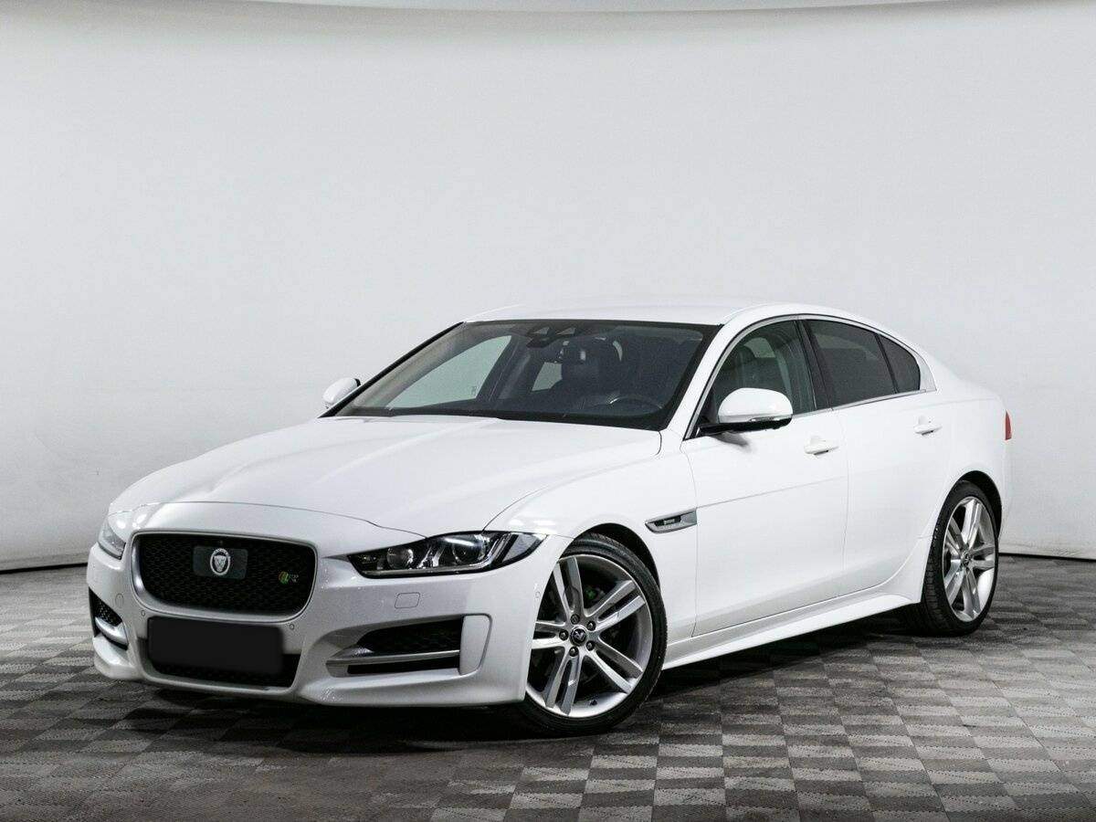 Jaguar XE 2015 года с пробегом. Фото: #0