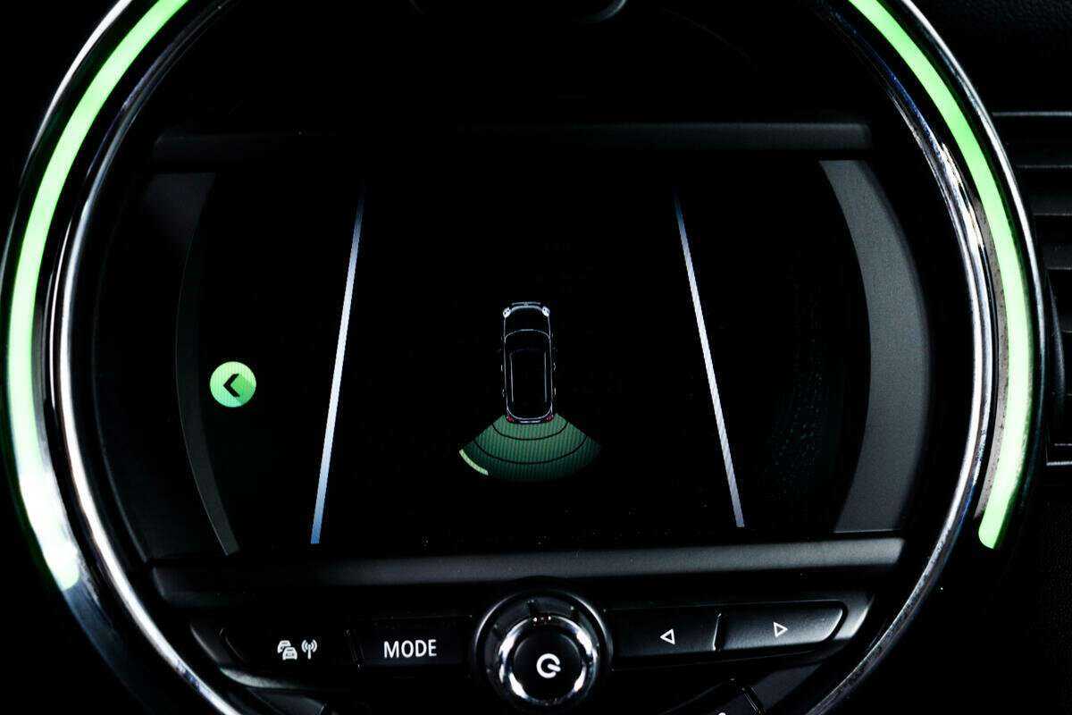 Mini Hatch 2018 года с пробегом. Фото: #13