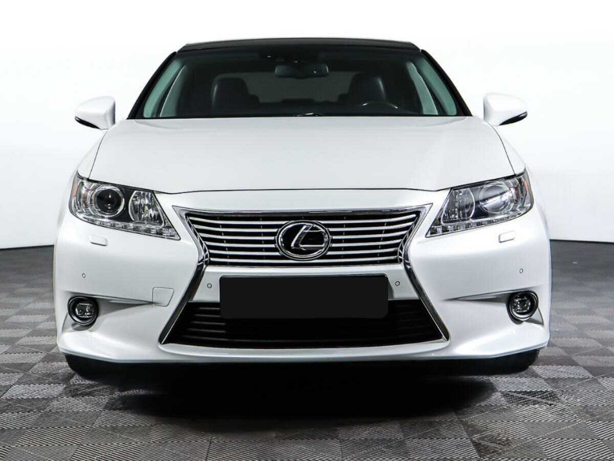 Lexus ES 2014 года с пробегом. Фото: #1