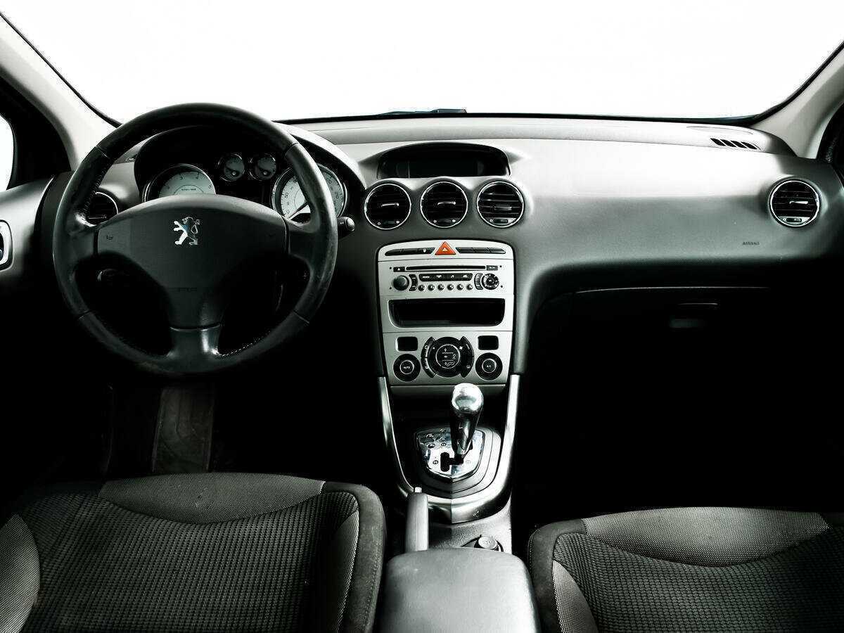 Peugeot 308 2010 года с пробегом. Фото: #10