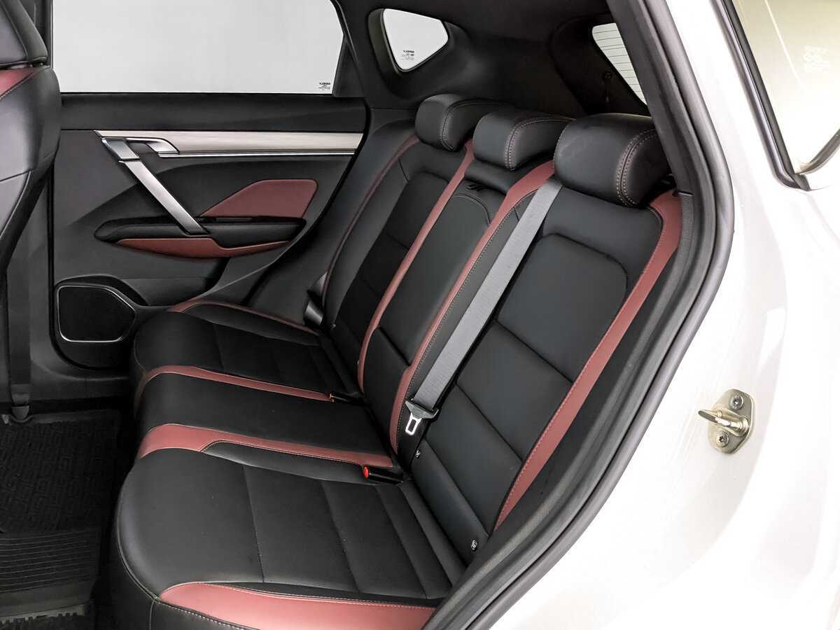 Geely Coolray 2022 года с пробегом. Фото: #11