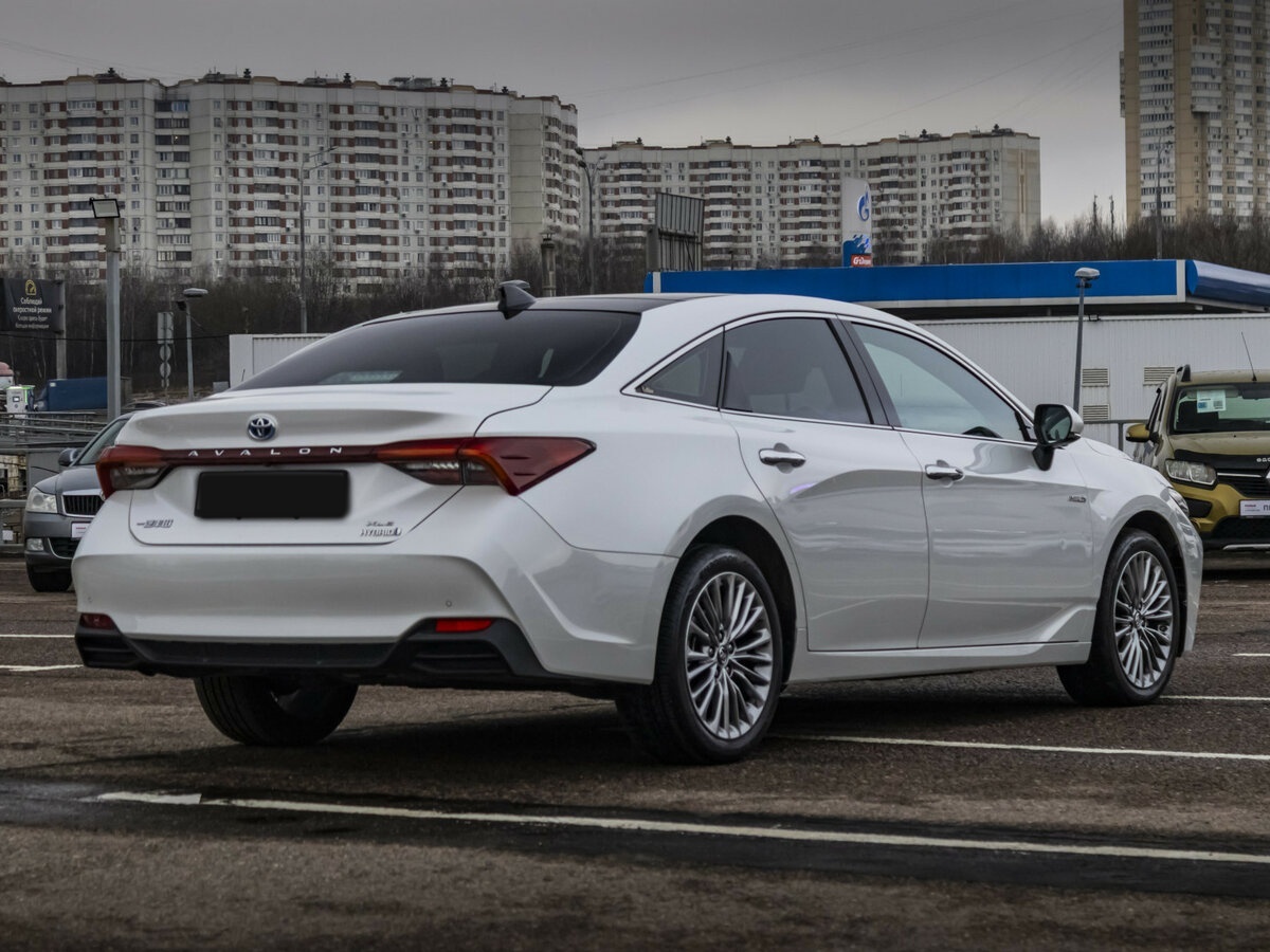 Toyota Avalon 2022 года с пробегом. Фото: #4