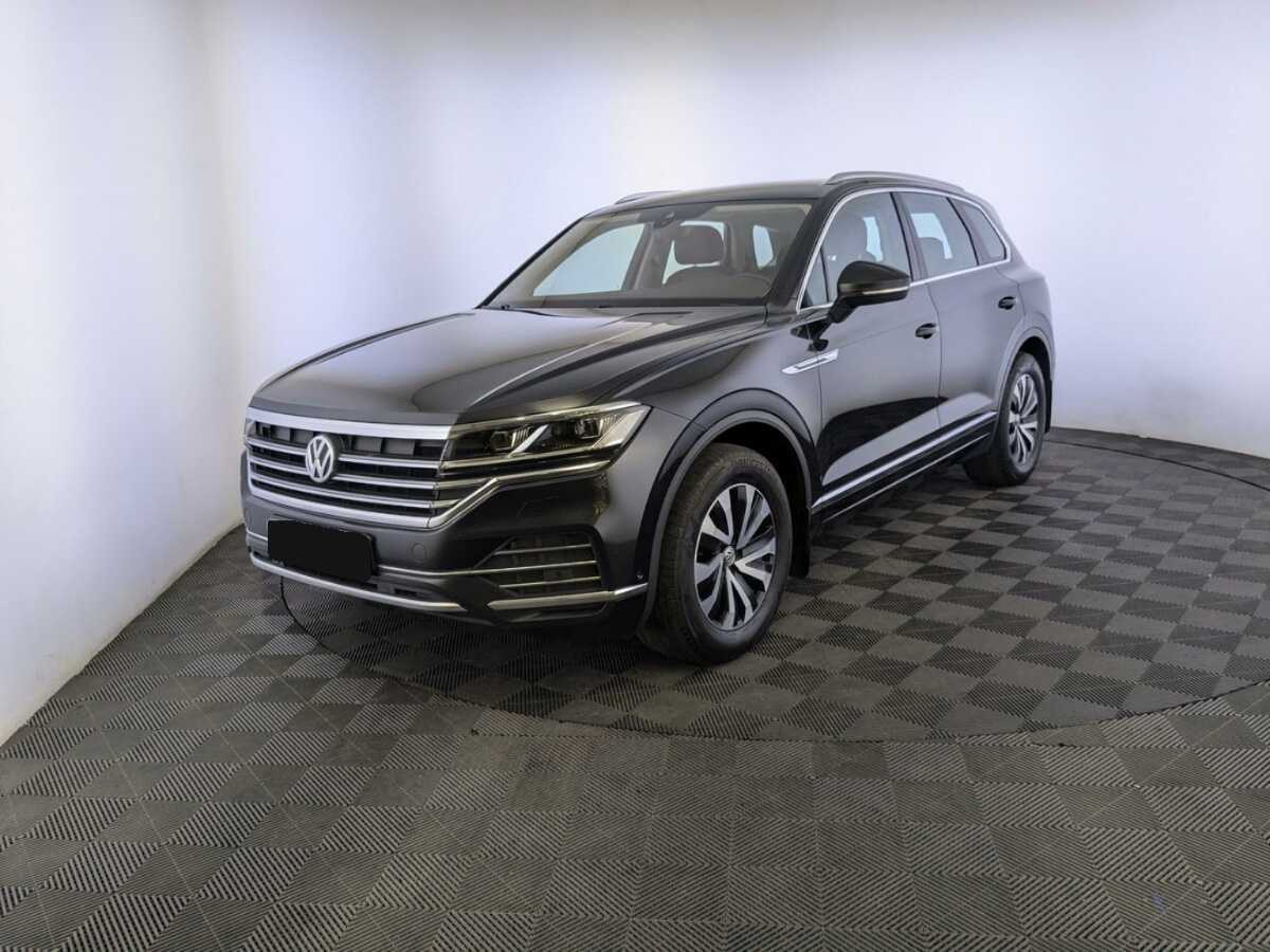 Volkswagen Touareg 2020 года с пробегом. Посмотреть фото
