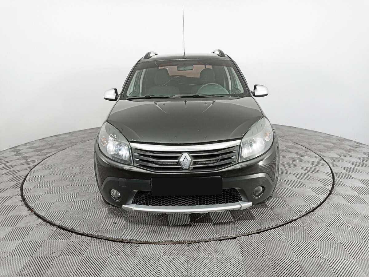 Renault Sandero 2012 года с пробегом. Фото: #1