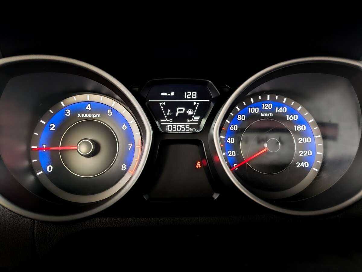 Hyundai Elantra 2014 года с пробегом. Фото: #10