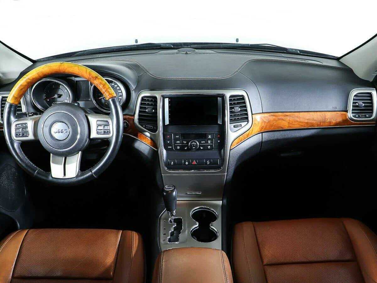 Jeep Grand Cherokee 2012 года с пробегом. Фото: #10