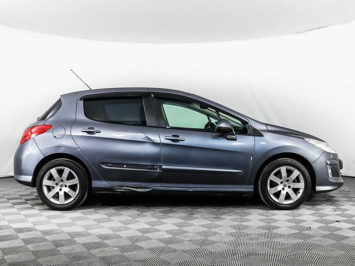 Peugeot 308 2010 года с пробегом. Фото: #3